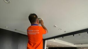 Cách sửa chữa cửa hàng showroom thu hút vạn khách hàng